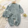 Macacão de bebê com chapéu de manga longa. 100% algodão para meninos e meninas